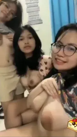 Pili na kung sinong manok niyo