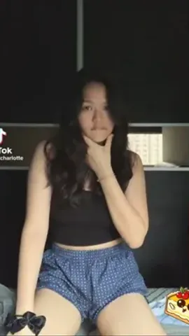 Required siguro na kapag tiktoker dapat palahubad din
