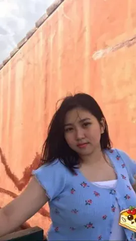 Pinatikim kay Jim ang palakang walang buhok